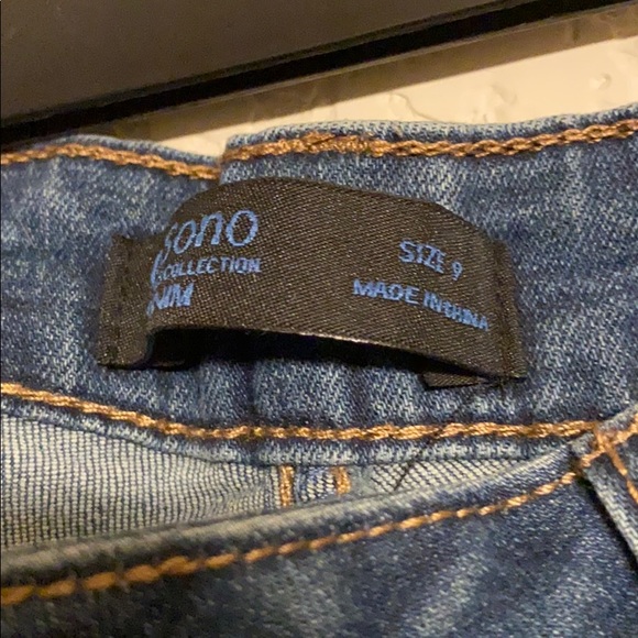 Jeans. - Picture 3 of 5